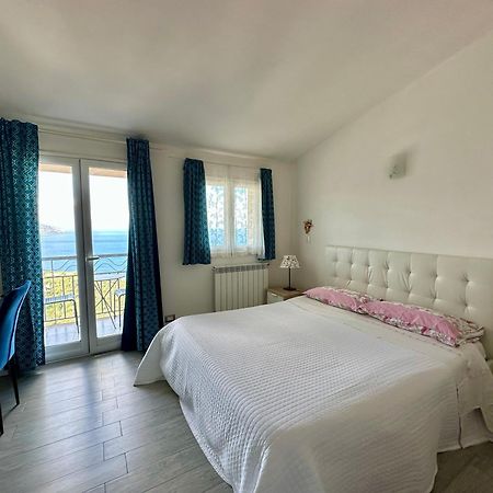 Blue Sky House Bed & Breakfast Taormina Exterior photo