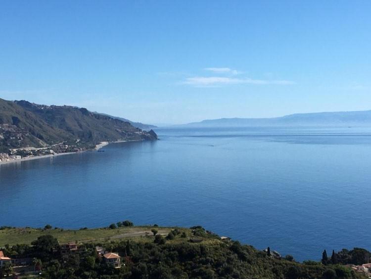 Blue Sky House Bed & Breakfast Taormina Exterior photo