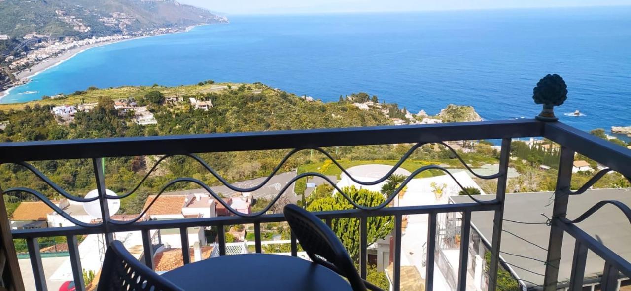 Blue Sky House Bed & Breakfast Taormina Exterior photo