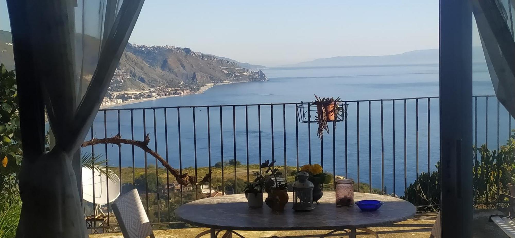 Blue Sky House Bed & Breakfast Taormina Room photo