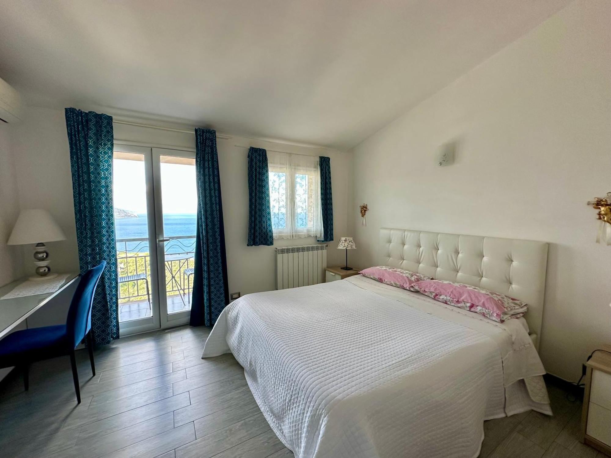 Blue Sky House Bed & Breakfast Taormina Exterior photo